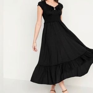 Old Navy Smocked Waist Eyelet Maxi Dress | XXL Maxi | Black Flutter Sleeves